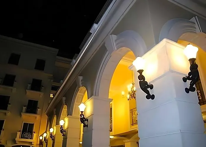 Мини-отель Rafael And Mansion 3*
